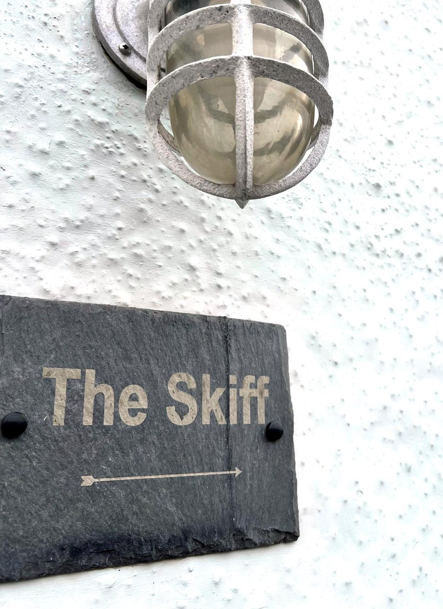 The Skiff دييْل المظهر الخارجي الصورة